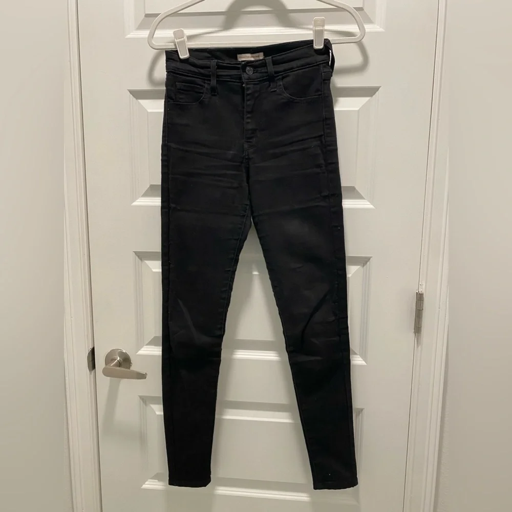 Levi's 720 HIGH RISE SUPER SKINNY 26 Denim Black Jeans Stretch - Picture 4 of 12